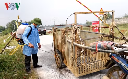 dich lo mom long mong o ha noi: dan giau, chinh quyen bi dong hinh 2