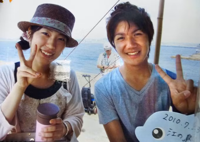 Chân dung chồng sắp cưới đẹp trai của công chúa Nhật Bản