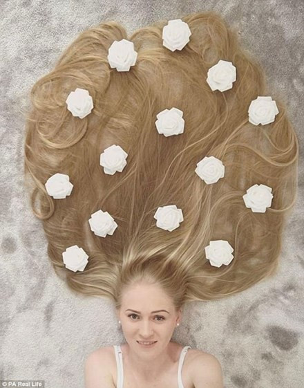 Ngắm cô gái 17 năm chưa một lần cắt tóc ảnh 1