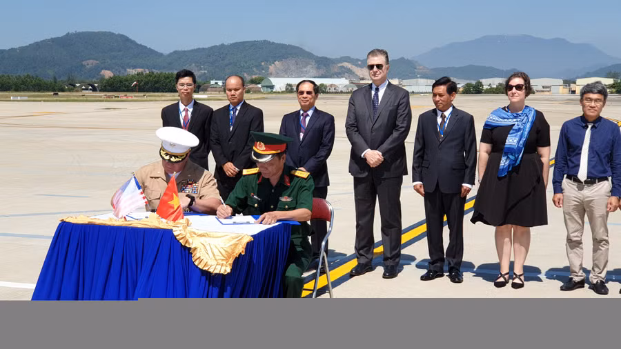 Lễ hồi hương hài cốt quân nhân Hoa Kỳ mất tích trong chiến tranh ở Việt Nam lần thứ 150 đã diễn ra tại Sân bay quốc tế Đà Nẵng, Việt Nam.