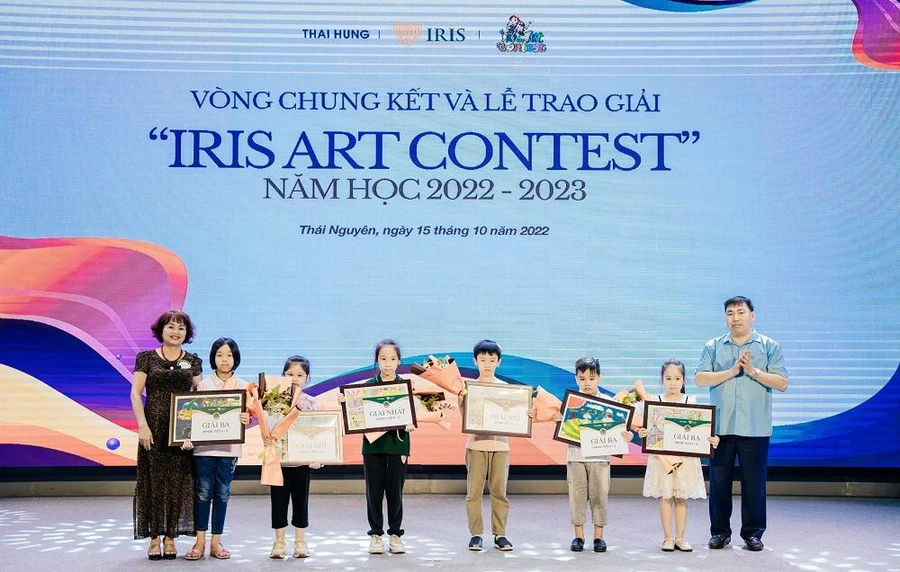 Vòng Chung kết và Lễ trao giải Hội thi vẽ tranh “Iris Art Contest”.