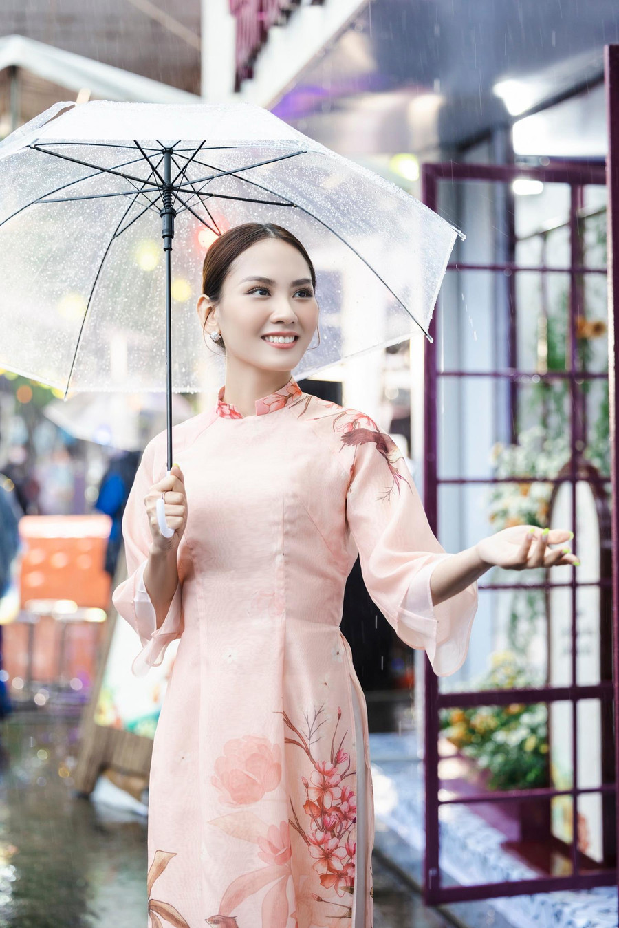 Hoa hậu Mai Phương khoe nhan sắc ngày càng thăng hạng. Hoa hậu Mai Phương khoe nhan sắc ngày càng thăng hạng.