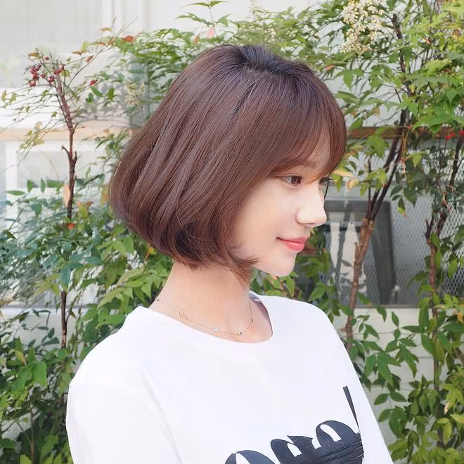 Màu tóc nhuộm ra nắng cũng đẹp, mà vào bóng râm nhìn lại càng sang dành cho nàng công sở ảnh 1