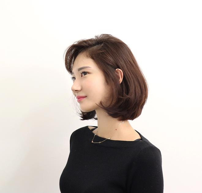 Màu tóc nhuộm ra nắng cũng đẹp, mà vào bóng râm nhìn lại càng sang dành cho nàng công sở ảnh 4 Màu tóc nhuộm ra nắng cũng đẹp, mà vào bóng râm nhìn lại càng sang dành cho nàng công sở ảnh 4