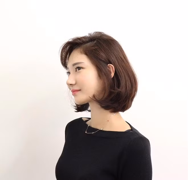 Màu tóc nhuộm ra nắng cũng đẹp, mà vào bóng râm nhìn lại càng sang dành cho nàng công sở ảnh 4