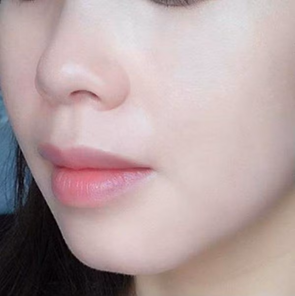 Ra chợ mua nắm rau này rồi để đông đá, chà đến đâu da bật tone tới đó, nám chi chít cũng bay sạch mà không tốn tiền đi spa ảnh 6