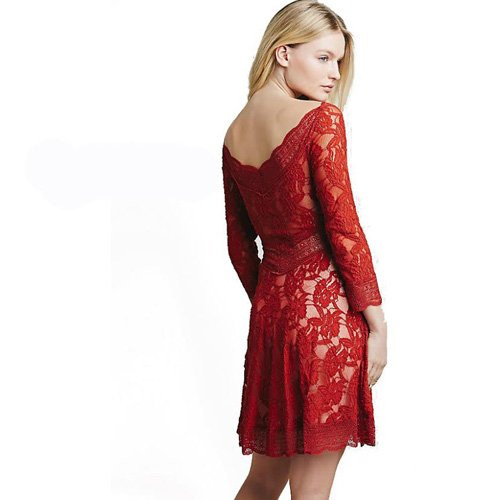 Đàn ông thành đạt thích phụ nữ mặc gì?