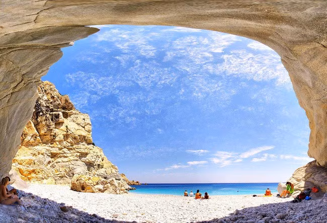 Bí ẩn hòn đảo trường thọ, bộ lạc chỉ ngủ 20 phút mỗi ngày và những vùng đất lạ lùng nhất hành tinh ai cũng muốn đến thăm 1 lần cho biết - Ảnh 8.