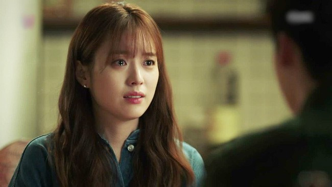 Bất ngờ nhận được bó hồng lớn ngày Valentine, mẹ trẻ vui vẻ ôm về nhưng tới nhà thì bật khóc, lý do là… - Ảnh 2. Bất ngờ nhận được bó hồng lớn ngày Valentine, mẹ trẻ vui vẻ ôm về nhưng tới nhà thì bật khóc, lý do là… - Ảnh 2.