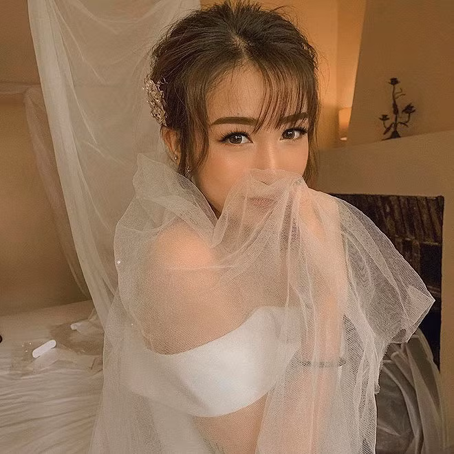 Hot girl 1999 lên xe hoa khi còn trẻ - ảnh 2