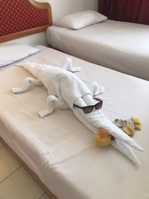 Những hình ảnh thể hiện độ sáng tạo “vô cực” của các khách sạn trên thế giới khiến du khách “ngã ngửa” - Ảnh 1.