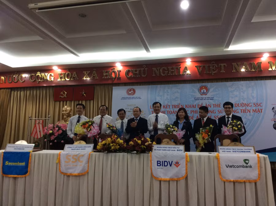 Lễ ký kết triển khai “Đề án thẻ học đường SSC”