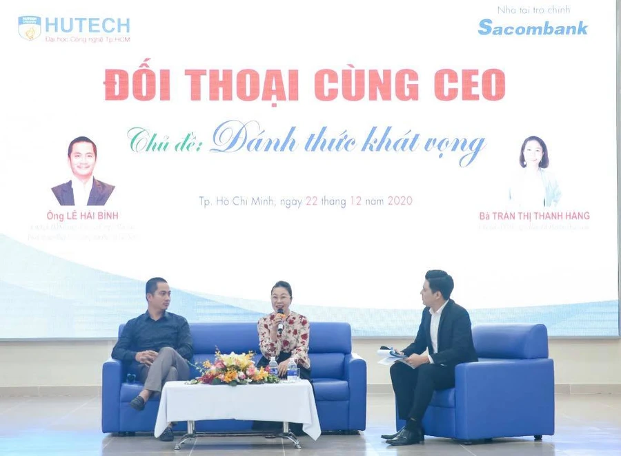 Hai CEO chia sẻ kinh nghiệm, trải nghiệm của bản thân với sinh viên HUTECH tại buổi đối thoại