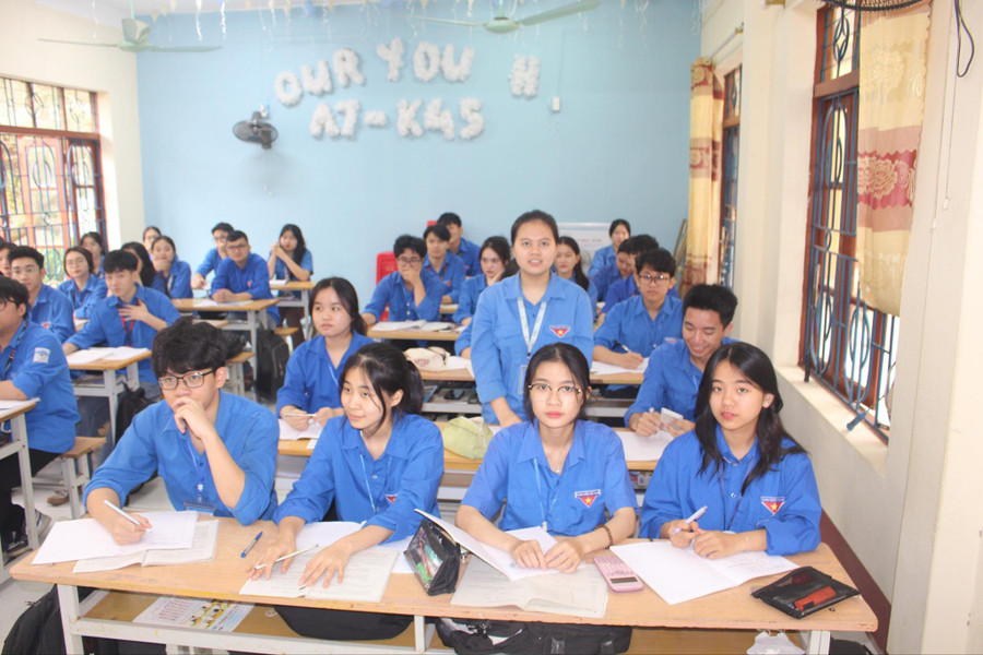 Năm học 2024 - 2025, trường THPT Trại Cau được Sở GD&ĐT giao chỉ tiêu tuyển sinh 9 lớp 10 với 405 học sinh, tăng 2 lớp với 90 chỉ tiêu so với năm học trước. Năm học 2024 - 2025, trường THPT Trại Cau được Sở GD&ĐT giao chỉ tiêu tuyển sinh 9 lớp 10 với 405 học sinh, tăng 2 lớp với 90 chỉ tiêu so với năm học trước.