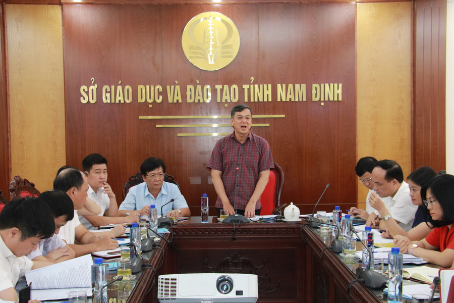 Phó Chủ tịch UBND tỉnh Nam Định - ông Trần Lê Đoài chủ trì hội nghị chiều 12/6 của Ban chỉ đạo thi tốt nghiệp THPT 2023 tỉnh Nam Định. Phó Chủ tịch UBND tỉnh Nam Định - ông Trần Lê Đoài chủ trì hội nghị chiều 12/6 của Ban chỉ đạo thi tốt nghiệp THPT 2023 tỉnh Nam Định.