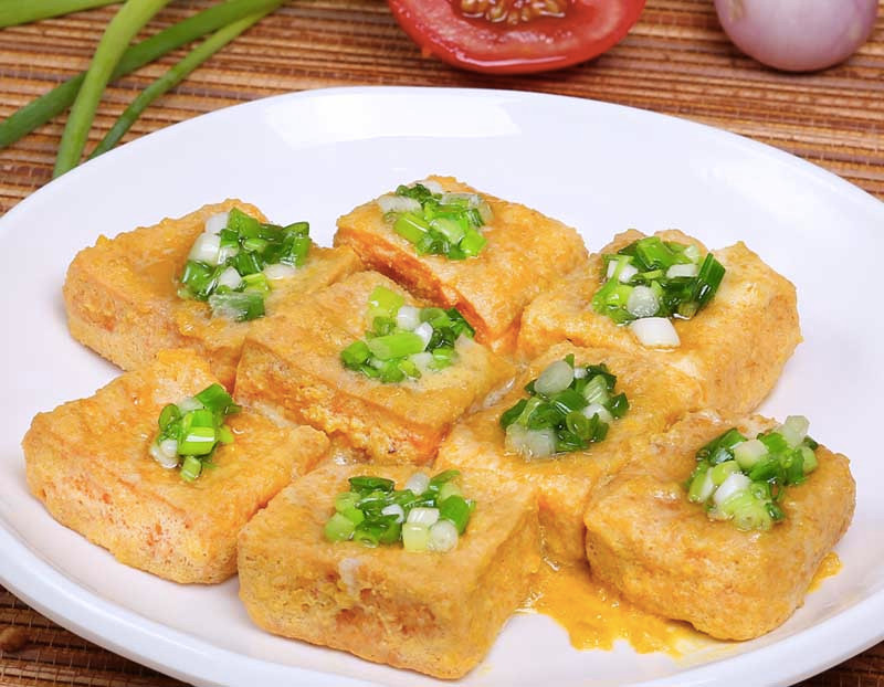 Mẹo rán đậu phụ giòn ngon, không dính chảo