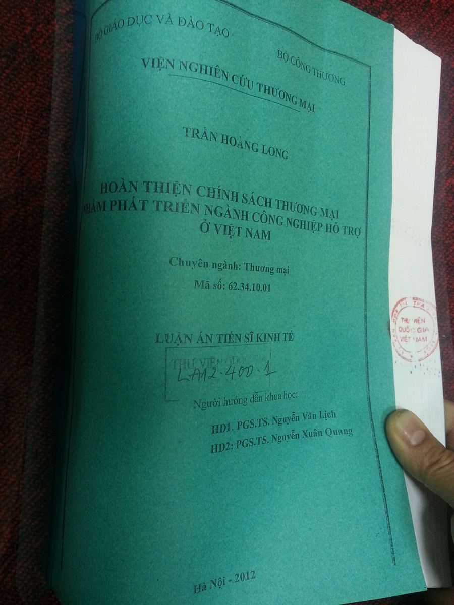 Bản luận án tiến sĩ có nhiều nội dung sao chép nhưng không ghi dẫn nguồn như quy định