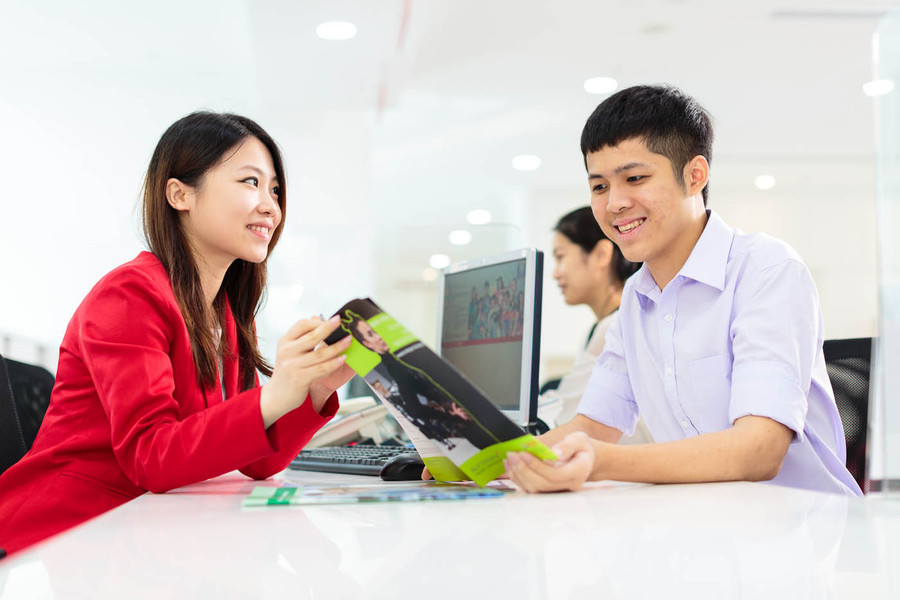 Việc làm sau tốt nghiệp: Những rào cản cần tháo gỡ