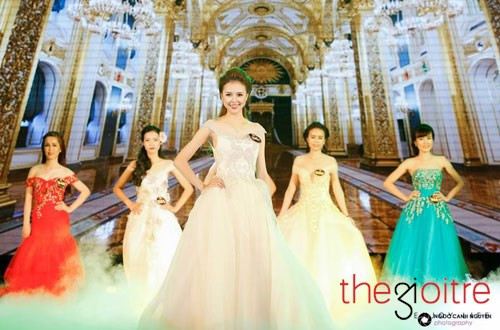 Cô nàng này từng đạt Miss gương mặt khả ái cuộc thi Hoa khôi người mẫu ảnh Hà Nội 2016 và Á khôi 1 Hoa khôi sinh viên Hà Nội 2016.