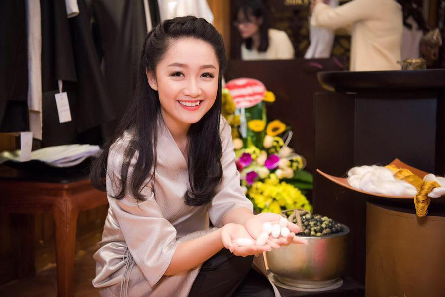 Hình ảnh không lên sóng của BTV trẻ nhất Thời sự VTV