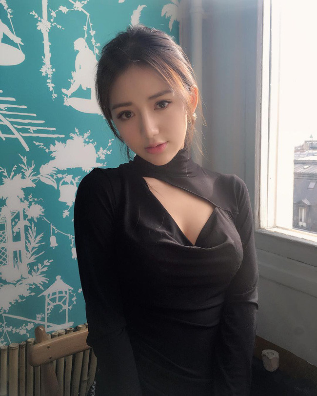 Xuất hiện cô bạn xinh xắn có vẻ ngoài giống hệt bà xã của Huỳnh Hiểu Minh ảnh 15