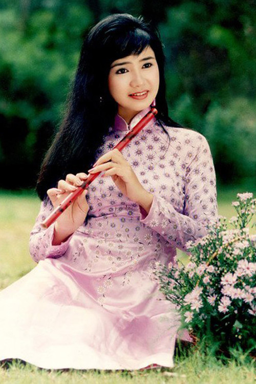 Rất nhiều ngôi sao điện ảnh thập niên 90 từng mê mẩn kiểu tóc không cầu kì này.