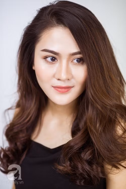 16 kiểu tóc duyên dáng cho mùa lễ hội, chỉ cần 5 phút là xinh luôn! ảnh 16