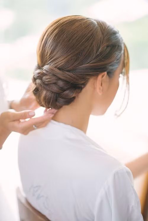 16 kiểu tóc duyên dáng cho mùa lễ hội, chỉ cần 5 phút là xinh luôn! ảnh 3