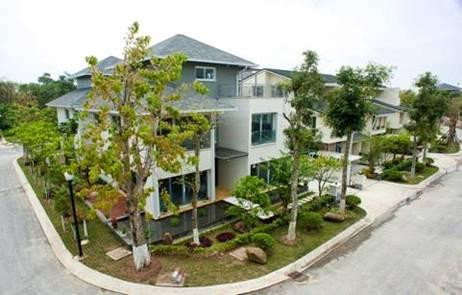 Nhà hình tam giác rất xấu về mặt phong thủy. Nhà hình tam giác rất xấu về mặt phong thủy.