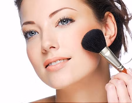 4 bí quyết trang điểm cả ngày cũng không hại da ảnh 1