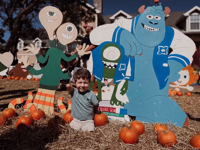 Cậu bé sinh ra không tay, không chân nhưng vẫn làm được điều phi thường khiến ai nấy đều rơi nước mắt - Ảnh 8.