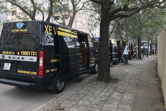 hàng nghìn xe limousine vào hà nội mỗi ngày, xe tuyến cố định "ế ẩm" hình 2 hang nghin xe limousine vao ha noi moi ngay, xe tuyen co dinh "e am" hinh 2