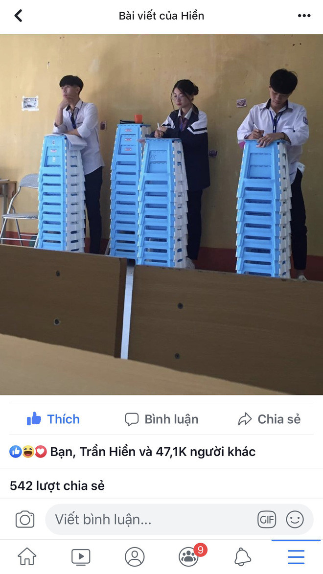 Đứng chép phạt cũng phải