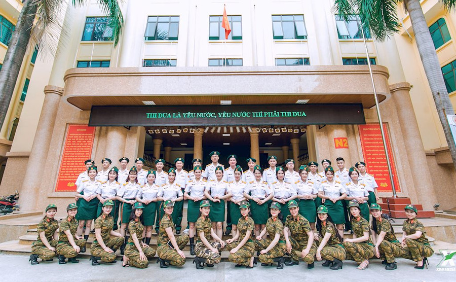 Bộ ảnh kỷ yếu “3 trong 1” cực xịn của sinh viên ĐH Văn hóa Nghệ thuật Quân đội ảnh 6 Bộ ảnh kỷ yếu “3 trong 1” cực xịn của sinh viên ĐH Văn hóa Nghệ thuật Quân đội ảnh 6