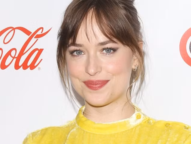 3 kiểu tóc mái được minh tinh Hollywood "lăng xê" trong mùa hè năm nay