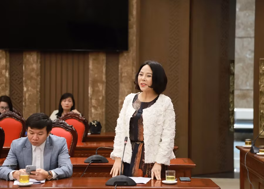 Hiệu trưởng trường CĐ Thương mại – Du lịch Hà Nội Trịnh Thị Thu Hà phát biểu.