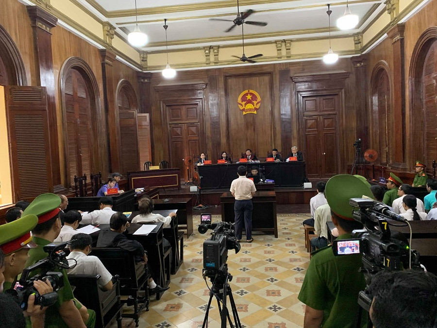 Các bị cáo được HĐXX, TAND TP.HCM cho nói lời sau cùng trước khi nghị án.