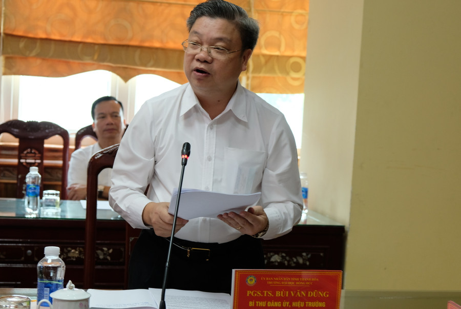 PGS.TS Bùi Văn Dũng, Hiệu trưởng Trường Đại học Hồng Đức. (Ảnh: NT)