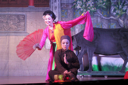 “Quan âm Thị Kính” vẫn tạo ra sức hút khán giả “Quan âm Thị Kính” vẫn tạo ra sức hút khán giả