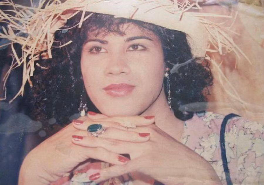 Ve dep lang tu cua Quyen Linh khi con tre hinh anh 4