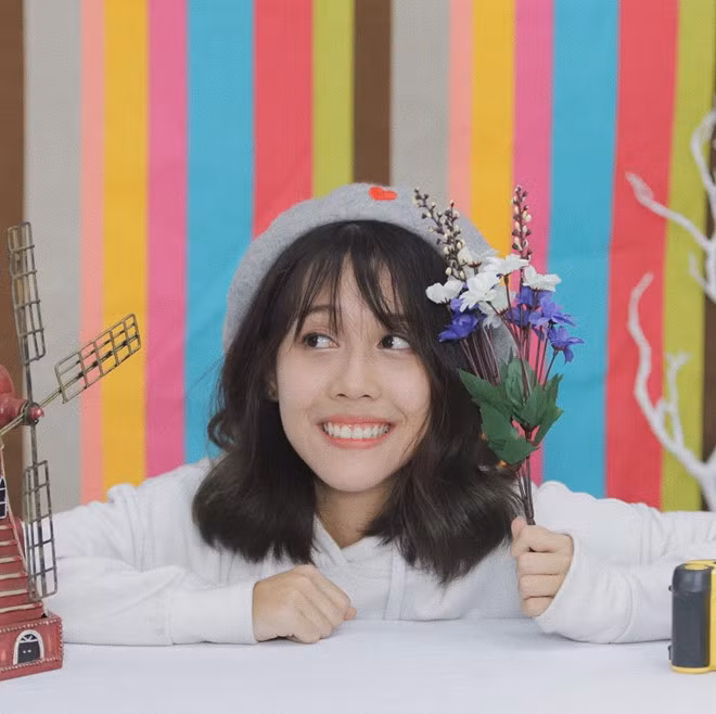 Nhan sac gay bat ngo cua dan hot girl thoi chua noi tieng hinh anh 5 