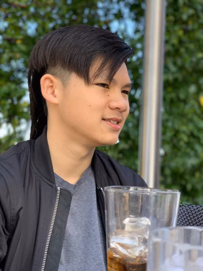 quy tu 16 tuoi nha bang kieu vua dien trai vua hat hay, dan gioi hinh anh 2