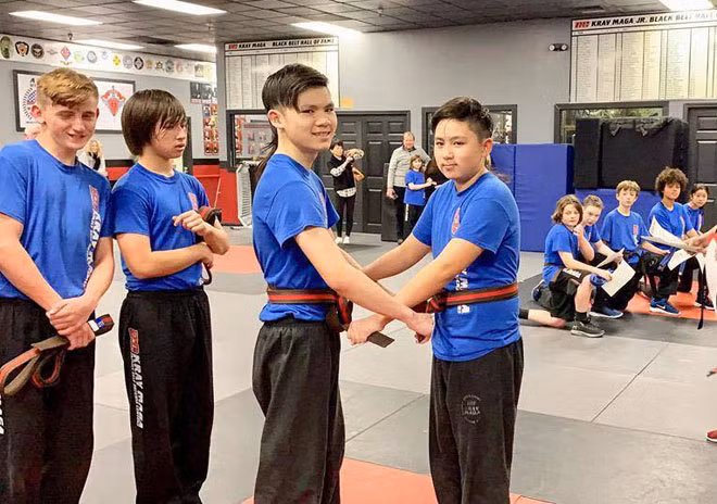 quy tu 16 tuoi nha bang kieu vua dien trai vua hat hay, dan gioi hinh anh 5