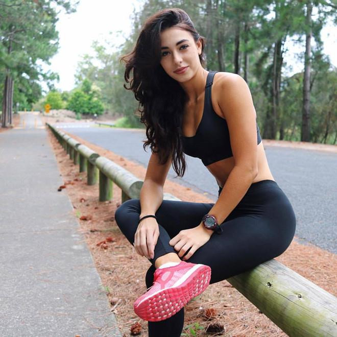 Nhan sac gay bat ngo cua dan hot girl thoi chua noi tieng hinh anh 11 