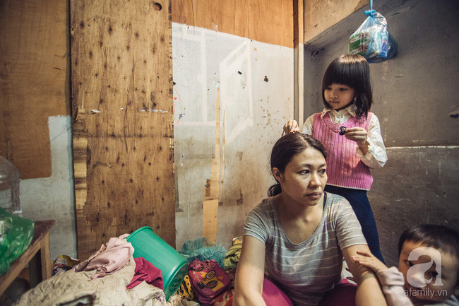 Gặp cô bé mặc đồ cũ chất như fashionista ở Hà Nội: Bé mơ làm người mẫu và thèm được đi học - Ảnh 6.