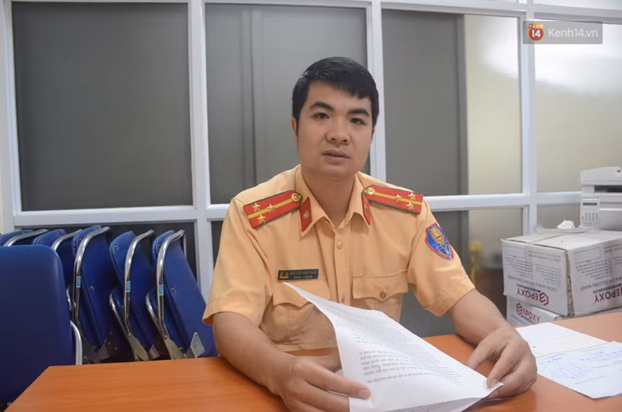 Chuyện về cái chết của 3 mẹ con và câu nói lạnh gáy của gã tài xế ma men ám ảnh Thượng úy CSGT ở Hà Nội - Ảnh 3.