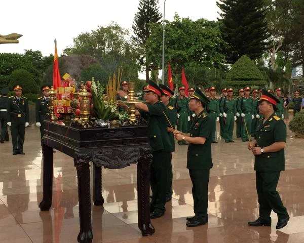 Truy điệu và an táng hài cốt liệt sĩ hy sinh tại Cam-pu-chia