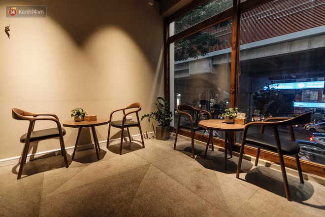 Dùng cốc giấy đậy bằng nắp nhựa, quán trà Hà Nội để lại lời nhắn: "Xin lỗi vì chúng tôi chưa tìm ra giải pháp..." - Ảnh 4.