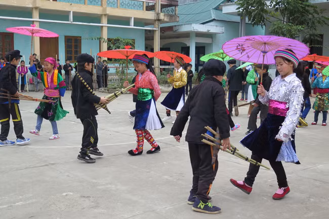 GD truyền thống trong trường nội trú. Ảnh minh họa