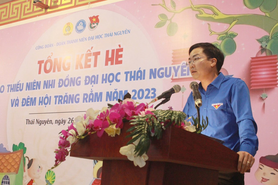 TS Lê Văn Hiếu, Bí thư Đoàn thanh niên Đại học Thái Nguyên. TS Lê Văn Hiếu, Bí thư Đoàn thanh niên Đại học Thái Nguyên.